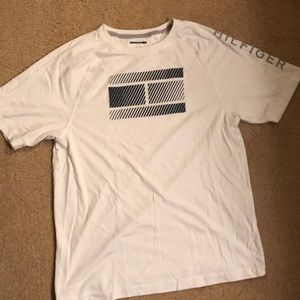 Tommy Hilfiger T-shirt